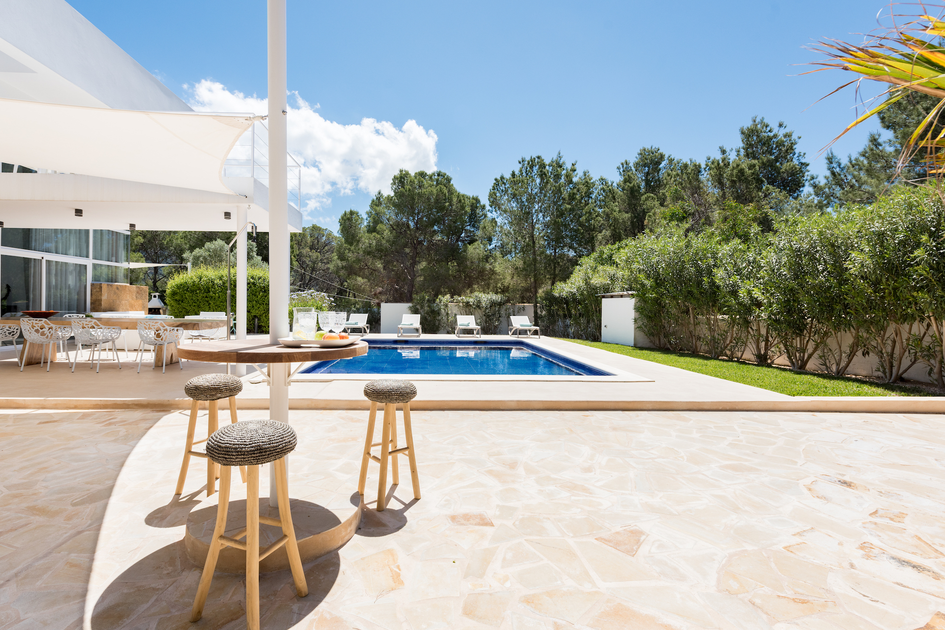 Resa estates Ibiza rental license vadella carbo sale pool shot.jpg